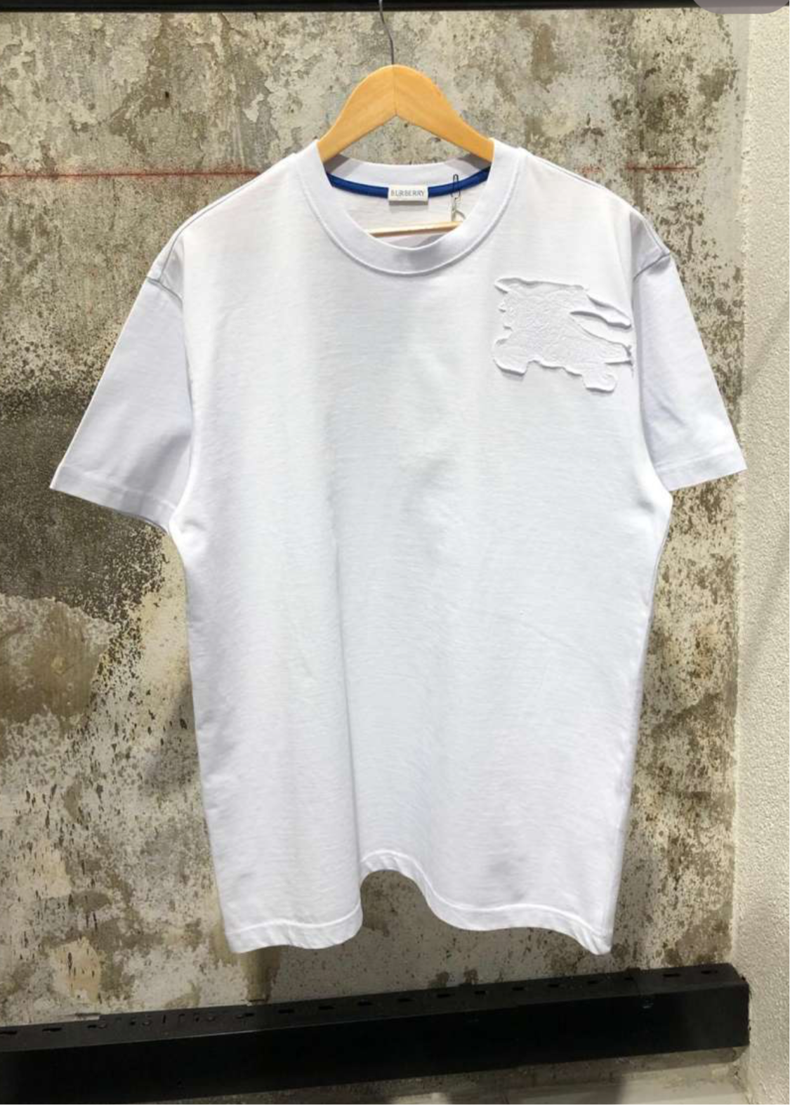 Burberry Men T-shirt