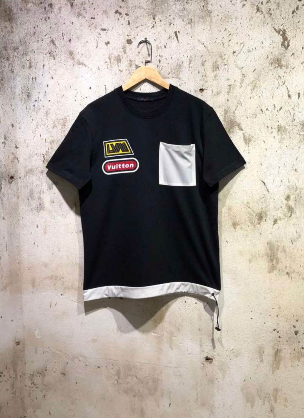 LV  Men T-shirt