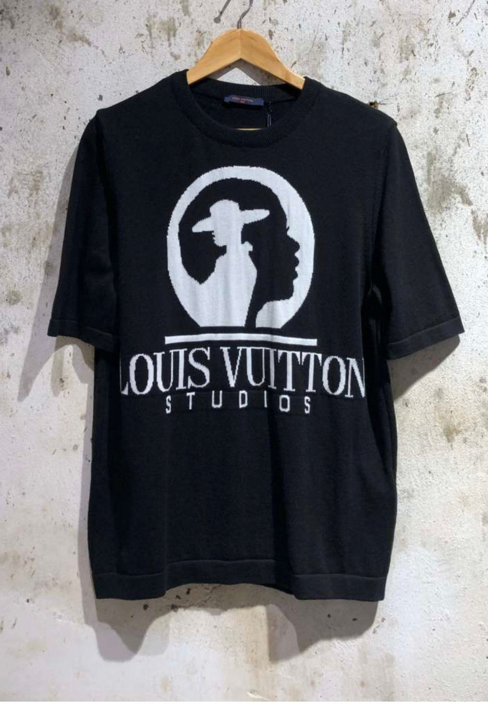 LV Men T-shirt